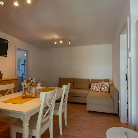 Apartment Kamp Mara *